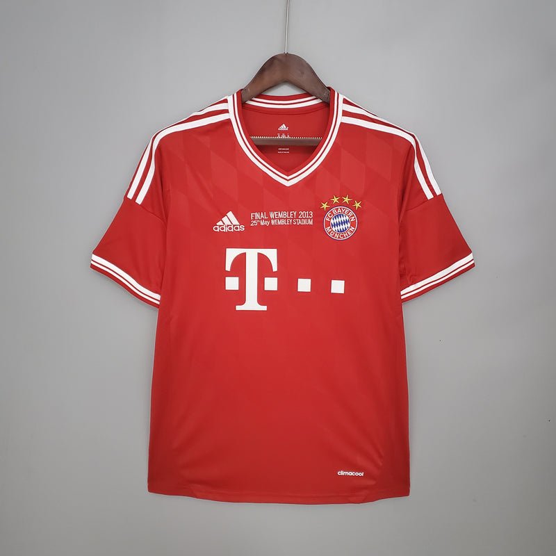 Camisa Bayern Home 12/13 Versão Retrô